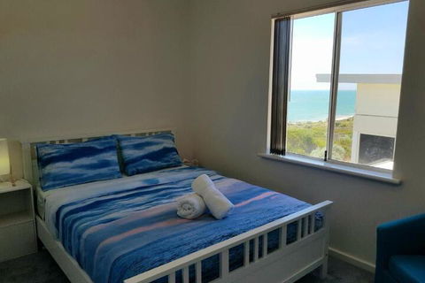 Caravel Beach House Mandurah - Accommodation Yamba 6