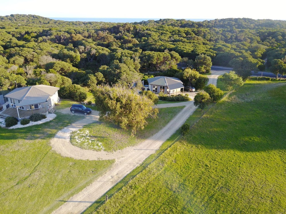 Sandy Point VIC Accommodation Yamba
