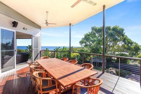Lavina Luxury Beach House - Accommodation Yamba 0