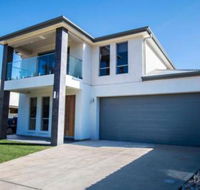 The Races Swanport - Accommodation Yamba