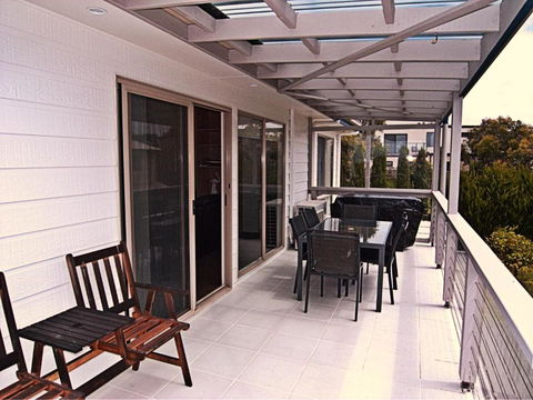 Valkei - Accommodation Yamba 5