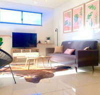 Darwin City Chic Apartment at the KUBE - Accommodation Yamba