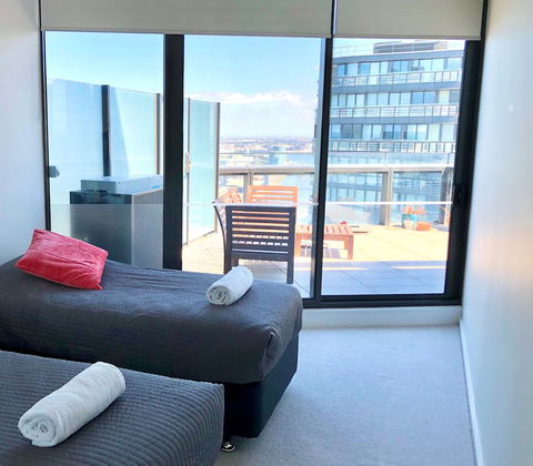 Orange Stay Apartments - Accommodation Yamba 5