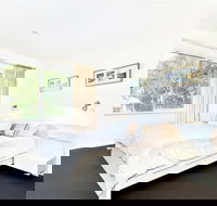 Tennis Elbow - Accommodation Yamba