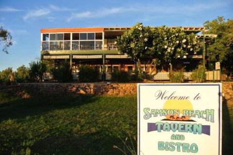 Samson Beach Chalets - Accommodation Yamba 2