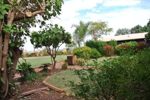 Samson Beach Chalets - Accommodation Yamba 3