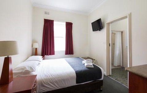 Knickerbocker Hotel - Accommodation Yamba 2