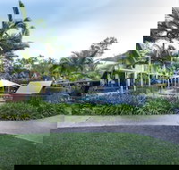 Canopy Chalet 10 - Accommodation Yamba