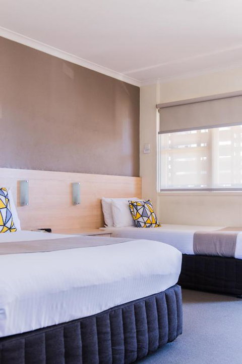 Hotel Canobolas Motel & Units - Accommodation Yamba 4