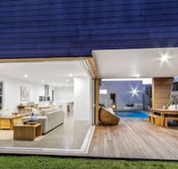 Luxe House Tweed Coast Holidays  - Accommodation Yamba