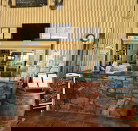 Parry Creek Farm Tourist Resort  Caravan Park - Accommodation Yamba