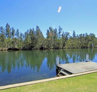 Ranu House Waterfront - Accommodation Yamba