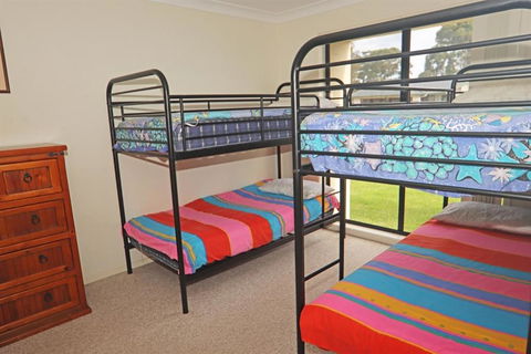The Moorings Waterfront - Accommodation Yamba 6