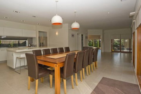 Plantation Bay - Accommodation Yamba 2