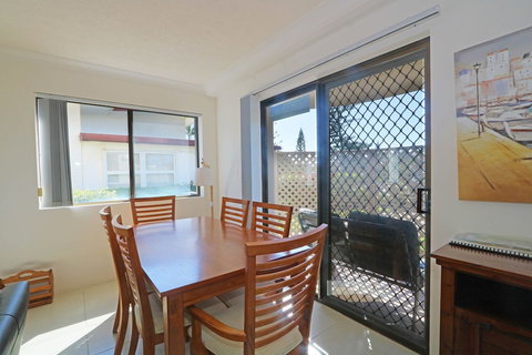 Acacia Kingscliff Town Holiday Apartment - Accommodation Yamba 0