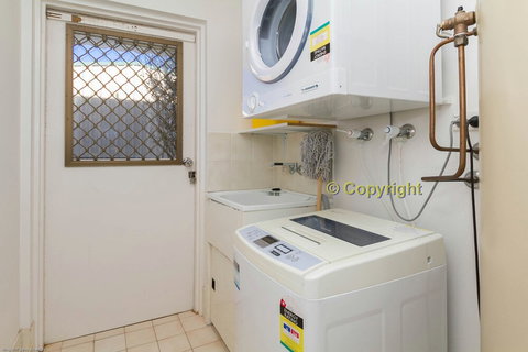 Acacia Kingscliff Town Holiday Apartment - Accommodation Yamba 2