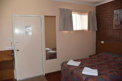 Valley Views Motel & Chalets - Accommodation Yamba 7