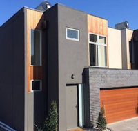 Close To Airport City  Shops - Accommodation Yamba