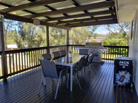 The Perfect Holiday Home - Accommodation Yamba 2