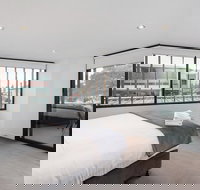 Melbourne Holiday Apartments Williamstown - Accommodation Yamba