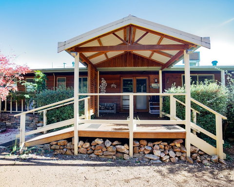 Tegwan's Nest - Accommodation Yamba 0
