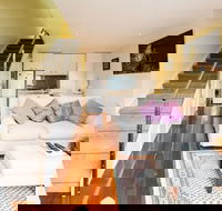 ALEXANDER 2BDR South Melbourne House - Accommodation Yamba