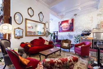 NOLA, 2BDR Windsor Apartment - Accommodation Yamba 0