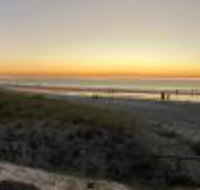 Beachside Luxury getaway in Glenelg - Accommodation Yamba