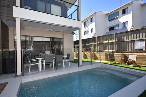 Holiday With A View Lowry Street - Accommodation Yamba 1