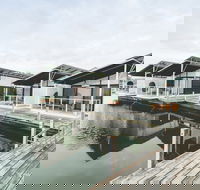 Caves Coastal Bar  Bungalows - Accommodation Yamba