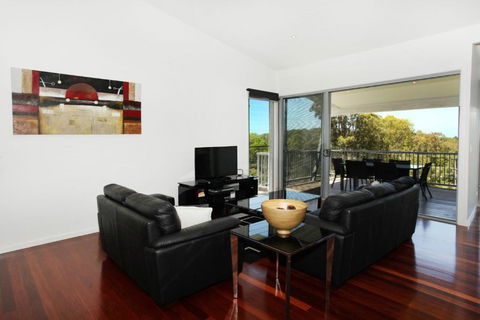 224 Centenary Heights Road Coolum Beach 500 Dollar Bond Linen Included - Accommodation Yamba 3