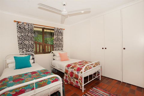 54 Coolum Terrace Coolum Beach - Accommodation Yamba 3