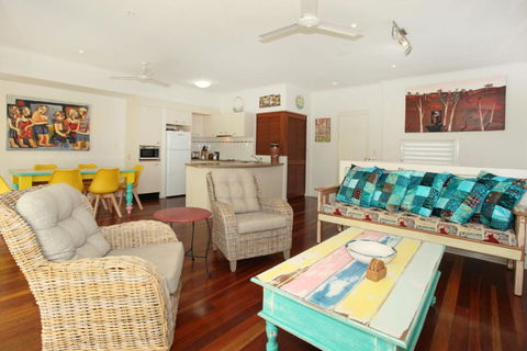Unit 1 On The Park Coolum Beach - Accommodation Yamba 7