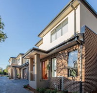 AUJOY 4 Bed Townhouse Burwood 2 - Accommodation Yamba