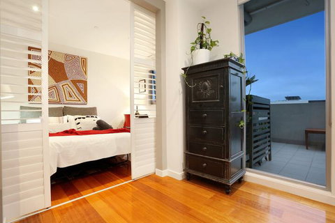Essendon Sub Penthouse On Napier - Accommodation Yamba 6