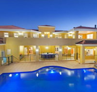 Bridgewings Lighthouse Beach - Accommodation Yamba