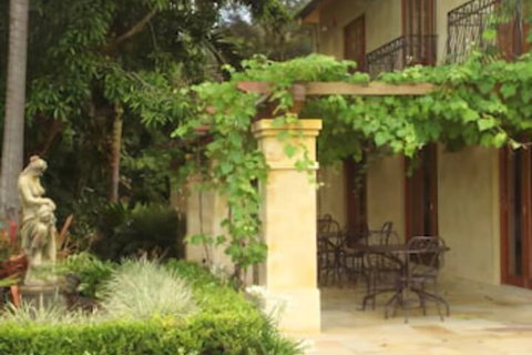 Abbie's Byron Bay Villa - Accommodation Yamba 2