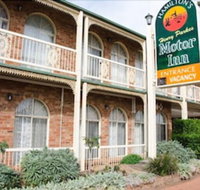 Hamilton's Henry Parkes Motor Inn Parkes - Accommodation Yamba