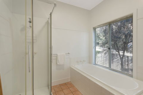 Surfside - Accommodation Yamba 5