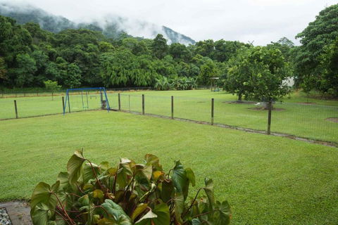 Cairns Homestead Acreage Pet & Family Friendly - Accommodation Yamba 1