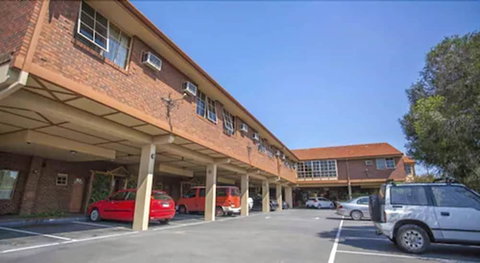 St Georges Motor Inn - Accommodation Yamba 0