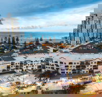 Oaks Gold Coast Calypso Plaza Suites - Accommodation Yamba