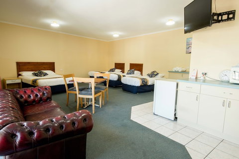 Jacksons Motor Inn - Accommodation Yamba 5