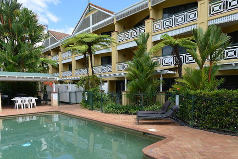 Waterfront Terraces - Accommodation Yamba 2