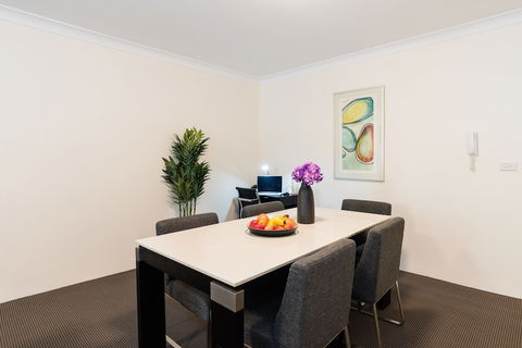 Eastwood Furnished Apartments - Accommodation Yamba 0