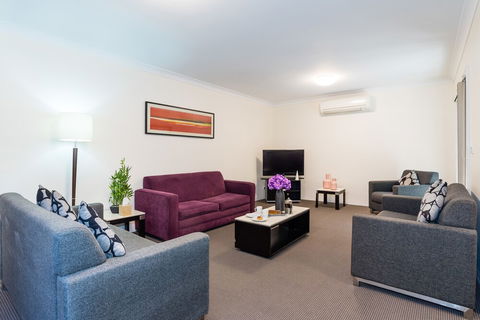 Eastwood Furnished Apartments - Accommodation Yamba 3