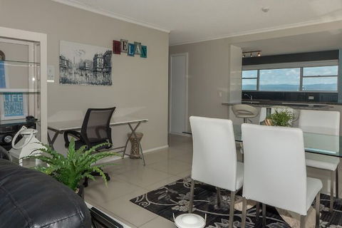 Pacific Plaza Apartments - Accommodation Yamba 7