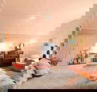 Hillview House - Accommodation Yamba