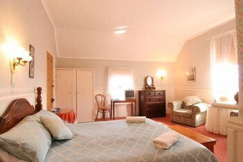 Hillview House - Accommodation Yamba 0
