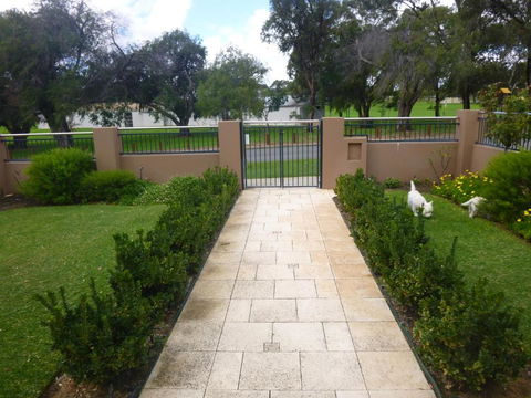 Santa Maria Executive B & B Fremantle - Accommodation Yamba 3